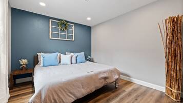 3 soverom, strykejern/-brett, reiseseng for barn og wi-fi (inkludert)