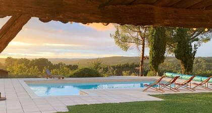 đČđ»maison de vacances avec piscine La justonnie, 8 personnes