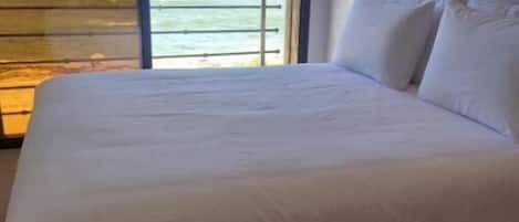 2 bedrooms, bed sheets