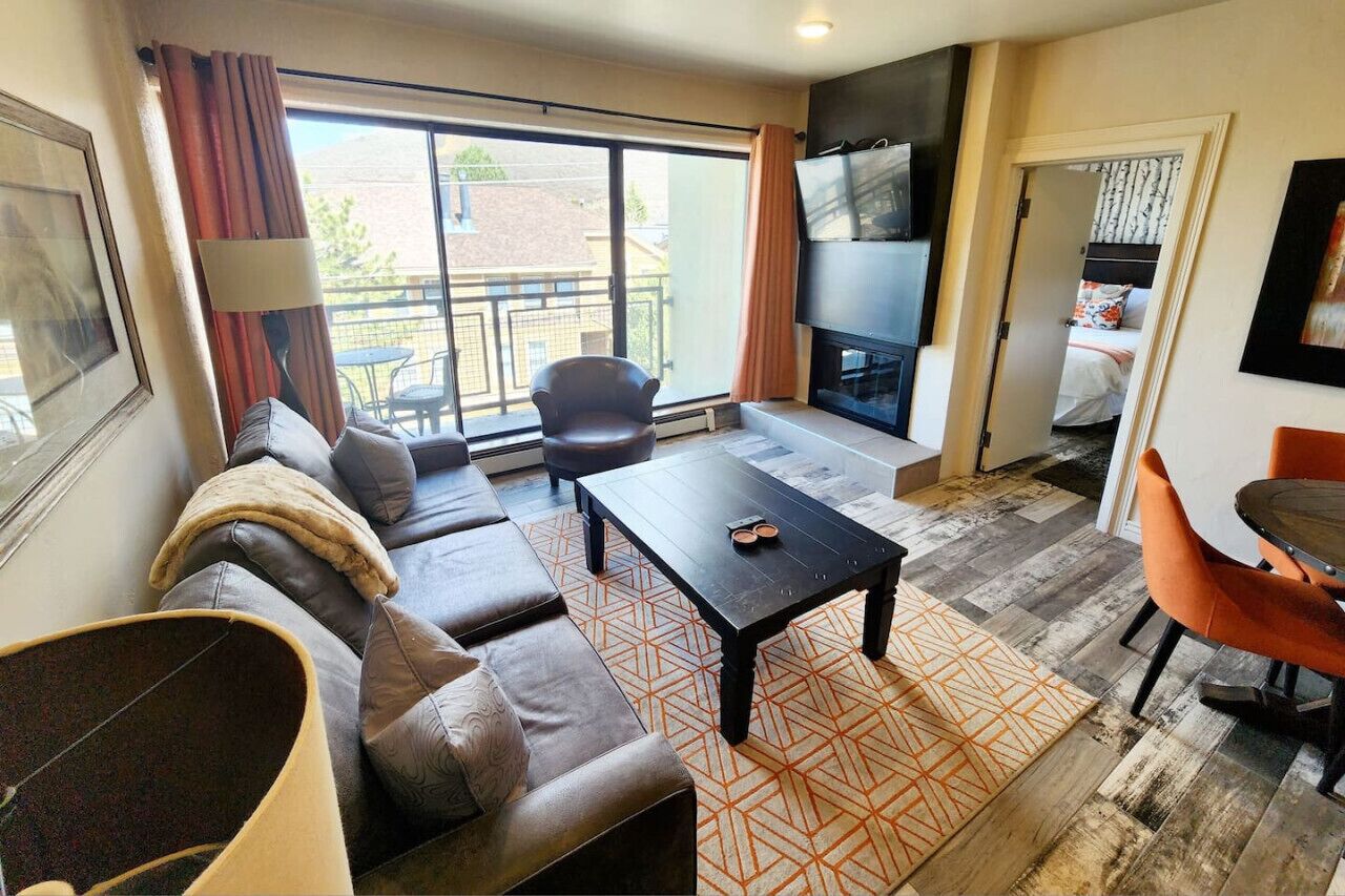 Smart-tv en een open haard