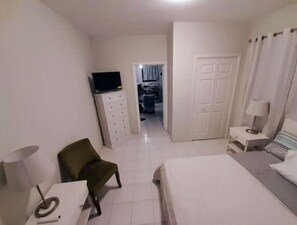 1 Schlafzimmer, Bügeleisen/Bügelbrett, WLAN, Bettwäsche