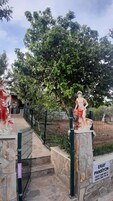 Konaklama yerinin ön cephesi