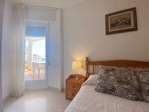 2 bedrooms, iron/ironing board, free WiFi, bed sheets - Alq 156 Talima sea views (Calpe)