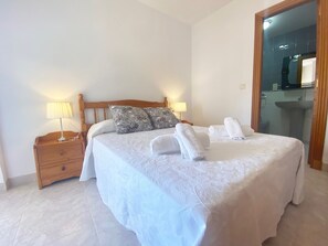 2 camere, ferro/asse da stiro, Wi-Fi gratuito, lenzuola