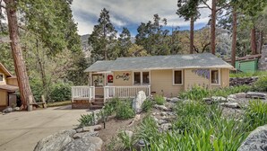 Exterior - Cozy Forest Falls Rental Cabin Near Hiking Trails! (Forest Falls)