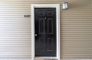 Exterior detail - Crabtree Charm (Raleigh)