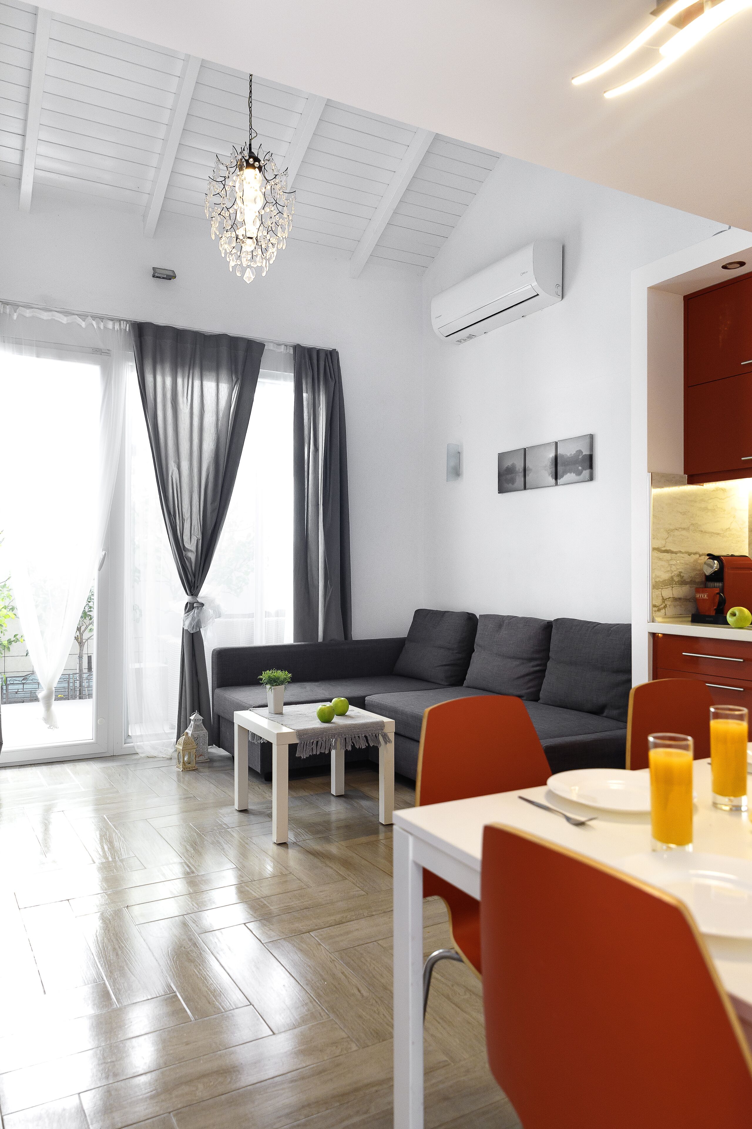 Design Duplex, 1 Bedroom | Living area | 32-inch flat-screen TV with digital channels, TV