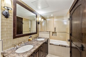 Hair dryer, towels