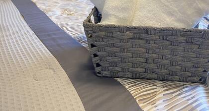 Outstanding 2-Bedroom Property... Great Location & Lots of Amenities