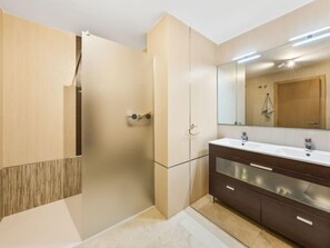 Hair dryer, towels - Cima del Mar by Interhome (Pego)