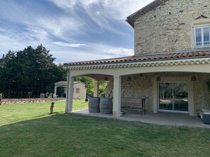 Exterior - Domaine de la Bergerie en Drôme Provençale (SAUZET)