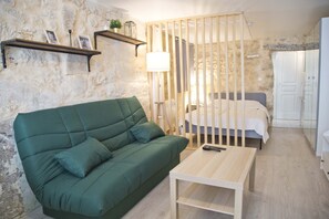 Wi-Fi gratuit, draps fournis