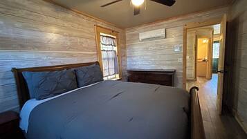 3 chambres, fer et planche Ă repasser, Internet gratuit, draps fournis