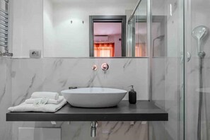 Dusche, Bidet