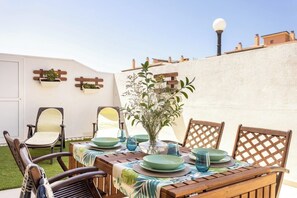 Outdoor dining - Home2Book Comfy Apt Puertito de Güímar, Pool (Puertito de Güímar)