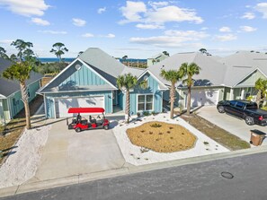 Exterior - Spacious 4BR w/ Beach Chairs, Golf Cart & Kayak (Port St. Joe)