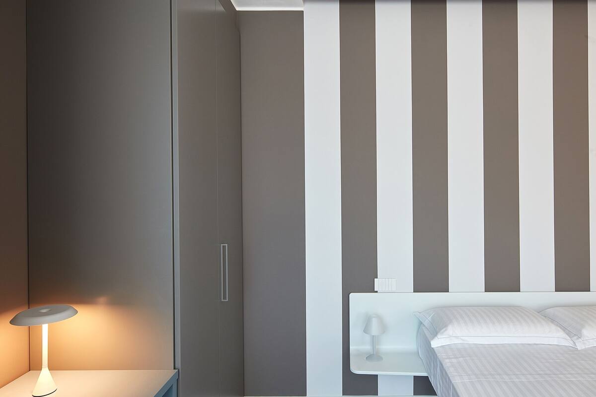 Suite – superior, terrasse (Linea) | 1 soverom, minibar (inkludert), safe på rommet og skrivebord