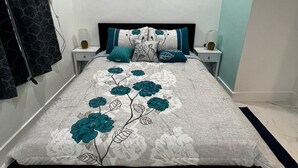 1 bedroom, iron/ironing board, WiFi - Sandy Shore Studio 5 min to beach  (Fort Lauderdale)