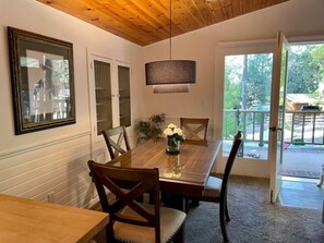 Dining - Nevada City Treasure (Nevada City)