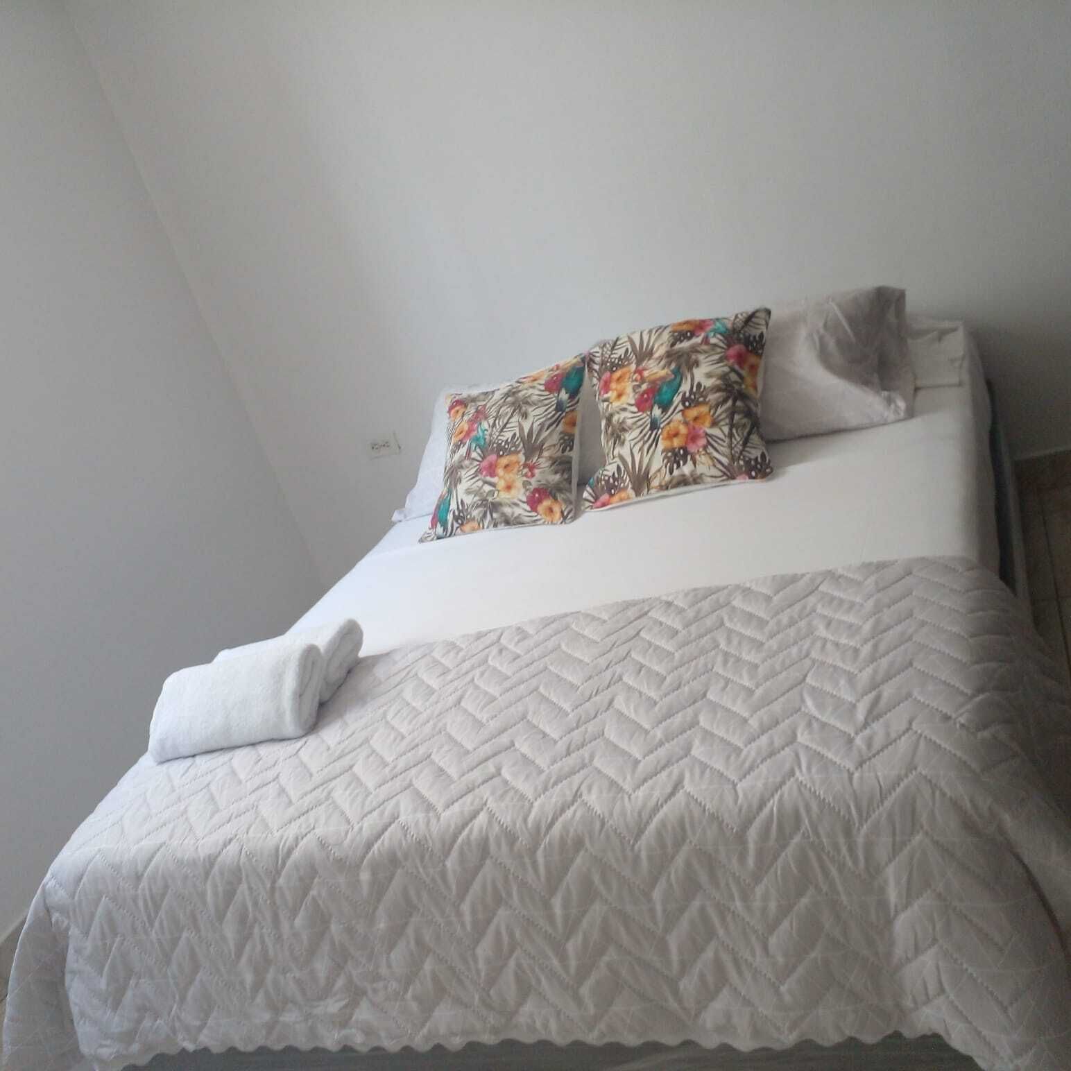 basic double room | free wifi, bed sheets