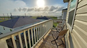 Property grounds - New Dreamy Beach House just steps to the sand! (Surfside Beach)