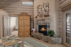 Interior - Pine Inn at Trail's End - Three Bedroom w/ Spa #6 by Deer Valley Resort (Park City)