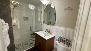 Hair dryer, towels