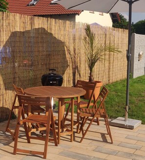 Outdoor dining - Spreewald apartment with pool (Vetschau)