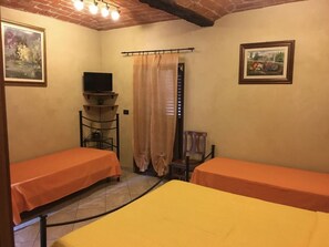 2 bedrooms, bed sheets