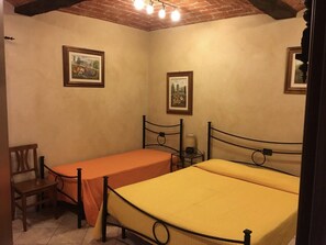 2 bedrooms, bed sheets