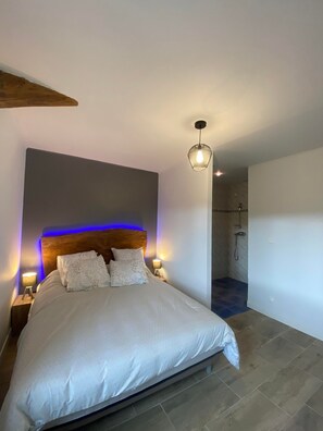 7 chambres, bureau, fer et planche à repasser, Wi-Fi gratuit