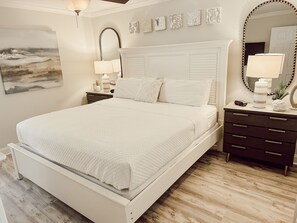 1 slaapkamer, een strijkplank/strijkijzer, gratis wifi, beddengoed