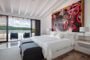 4 bedrooms, WiFi, bed sheets - Direct lakefront total home in Teques, spa, gym, karaoke, games room, staff (Tequesquitengo)