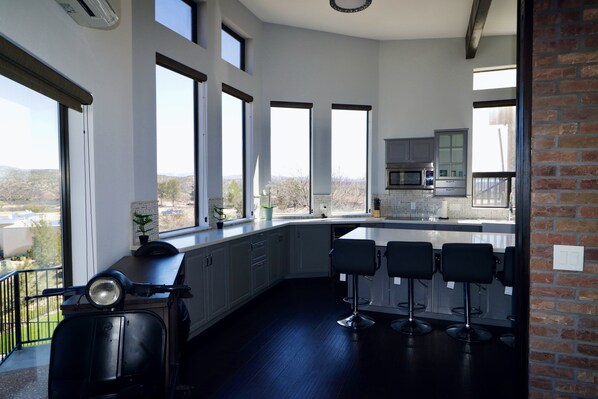 Interior - Cliffside Castle - Hillside house with stunning views (Clarkdale)