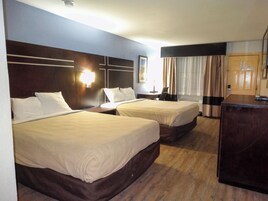 1 habitación, tabla de planchar con plancha y wifi gratis 