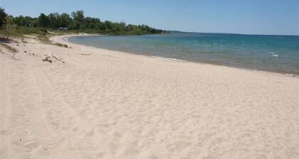 Updated Phase 2 Hideaway Valley Condo Nestled in the Woods