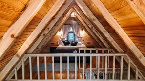 Bungalow Luxe, 1 chambre, vue fleuve | Literie de qualité supérieure, minibar, coffres-forts dans les chambres