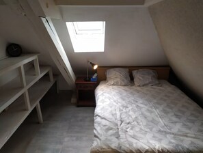 1 chambre, Wi-Fi gratuit, draps fournis