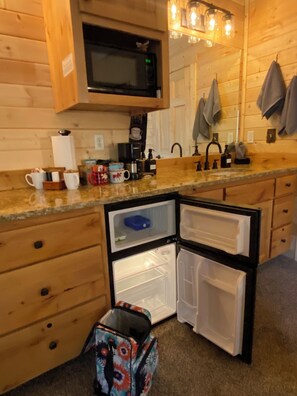 Fridge, microwave, stovetop, coffee/tea maker