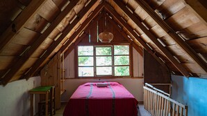 Classic Cabin | Free WiFi, bed sheets - Eden Holistic Retreat & Event Center (San Marcos La Laguna)