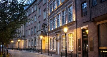 Large Apart -4 bedrooms - 8 pers- Close to Paris