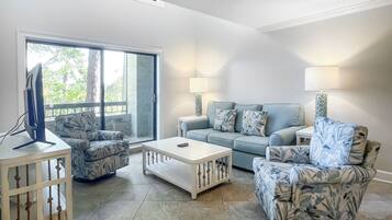 40-inch TV with cable channels