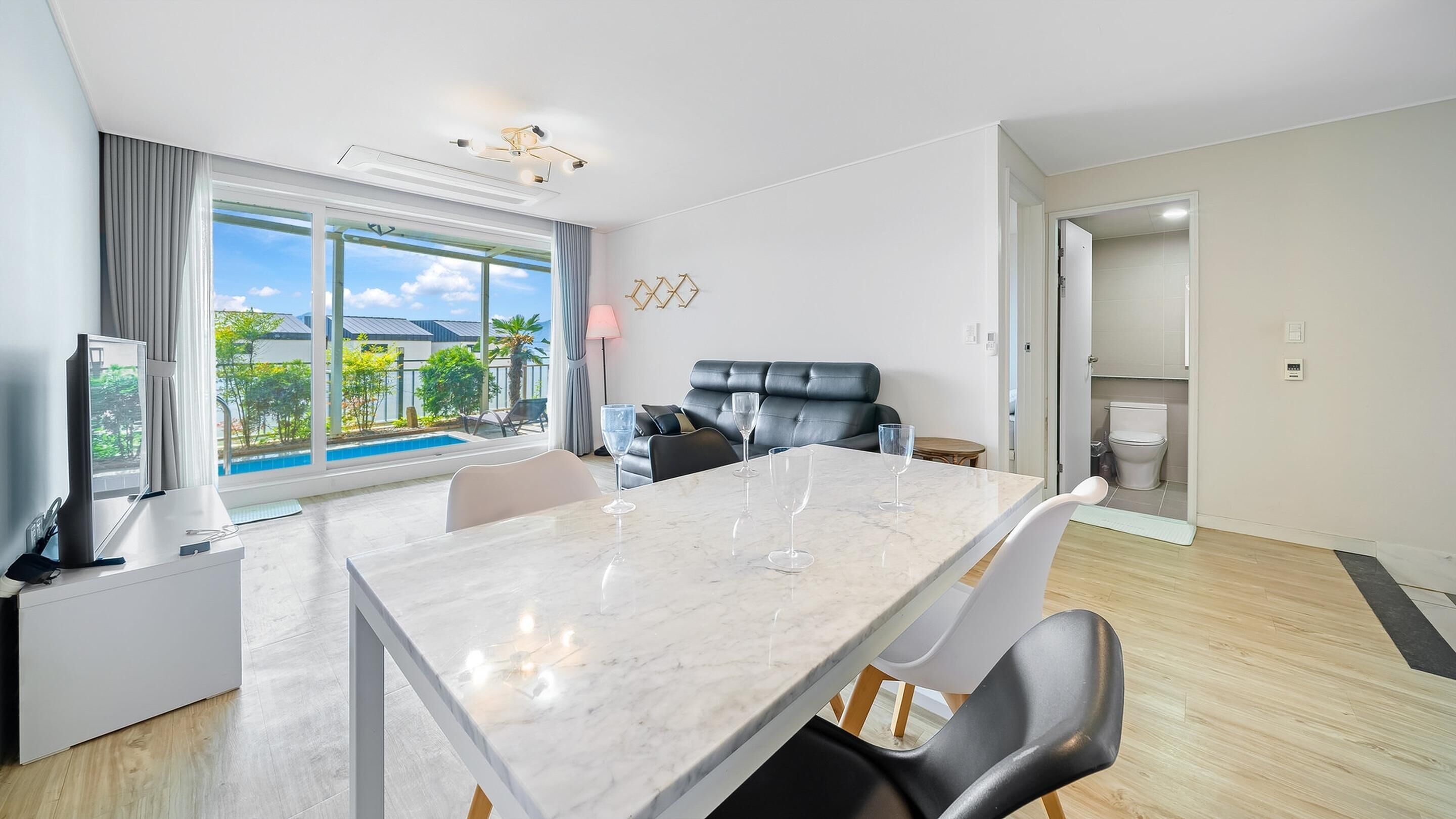 Basic Room, 1 Bedroom (PoolVilla 102) | 1 bedroom, free WiFi