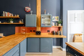 냉장고, 전자레인지, 오븐, 쿡탑