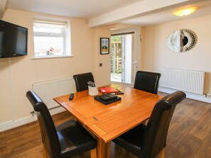 Dining - The Coach House At The Gables (Shrewsbury)