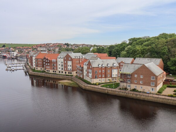 Heron's Landing - Whitby