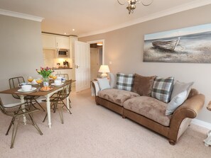 Living area - Heron's Landing (Whitby)