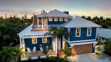 House, 4 Bedrooms | Exterior