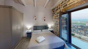 9 Schlafzimmer, Bügeleisen/Bügelbrett, WLAN, Bettwäsche