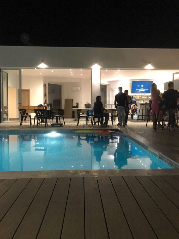 Pool